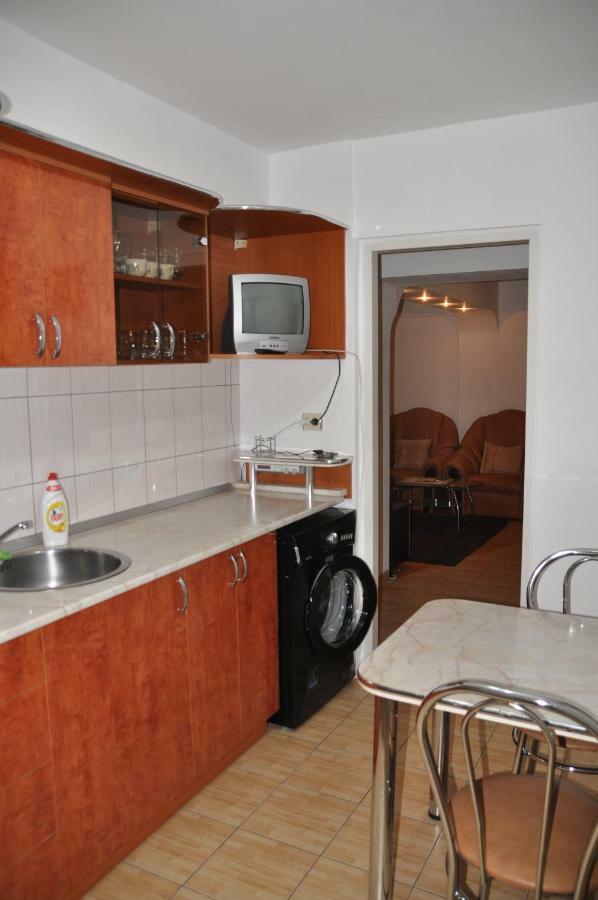 Mario Apartments Resita Exteriör bild